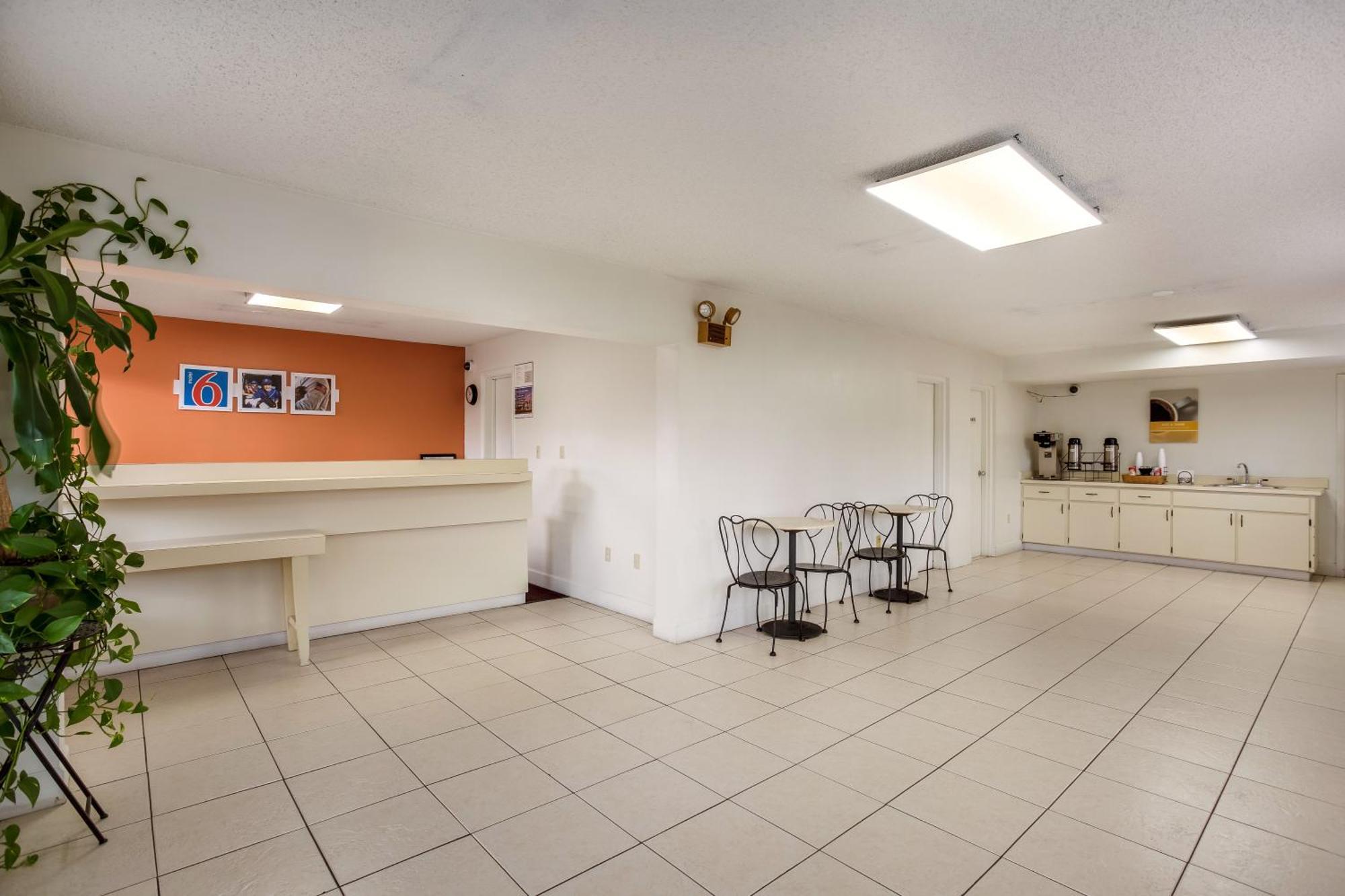 Motel 6-Macclenny, Fl Buitenkant foto